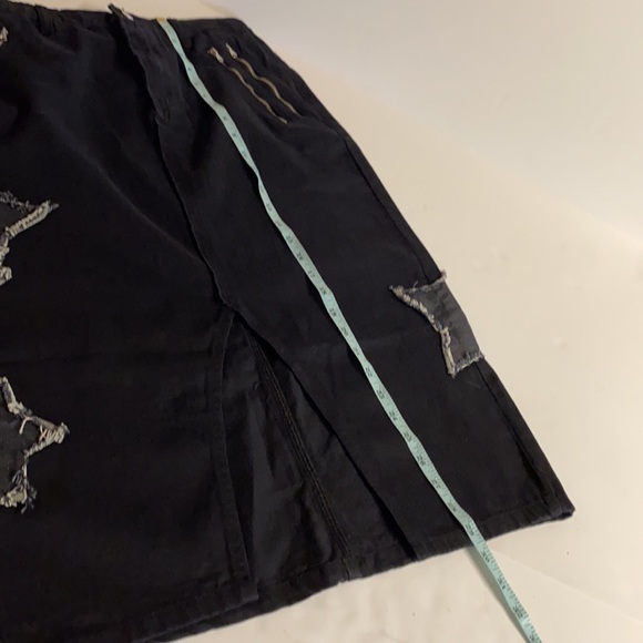 NWT Daisy Street by Hot Topic Star Patch Midi Denim Skirt in Black.Size M - Picture 12 of 15